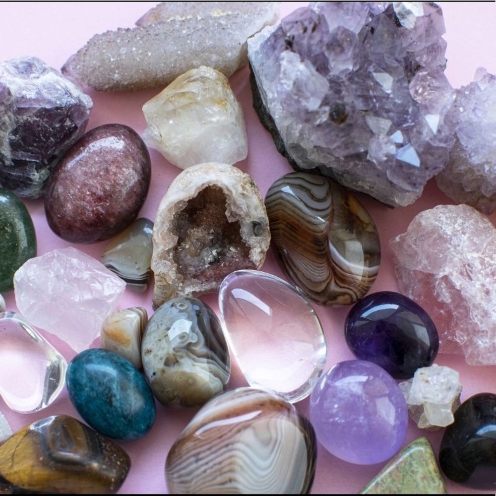 Large Crystal and Herb Bundle
